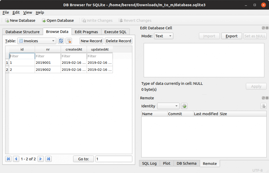 Sequelize Model Generate Primary Key